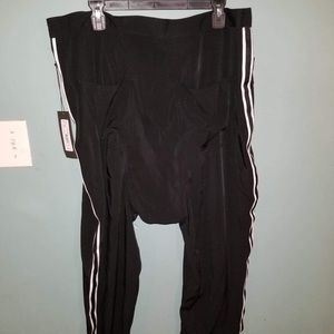 Brand new baggy pants